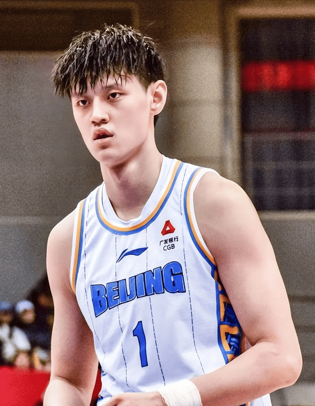 包含冲刺阶段体能课后,纽卡斯尔豪取连胜备战国王杯,球迷炸锅,数据趋势出现新变化的词条 包含冲刺阶段体能课后,纽卡斯尔豪取连胜备战国王杯,球迷炸锅,数据趋势出现新变化的词条