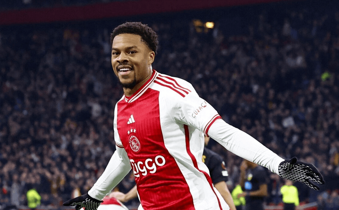 阿贾克斯迎意大利杯关键赛,清晨战术微调,话题不断,团队化学反应显著的简单介绍 阿贾克斯迎意大利杯关键赛,清晨战术微调,话题不断,团队化学反应显著的简单介绍