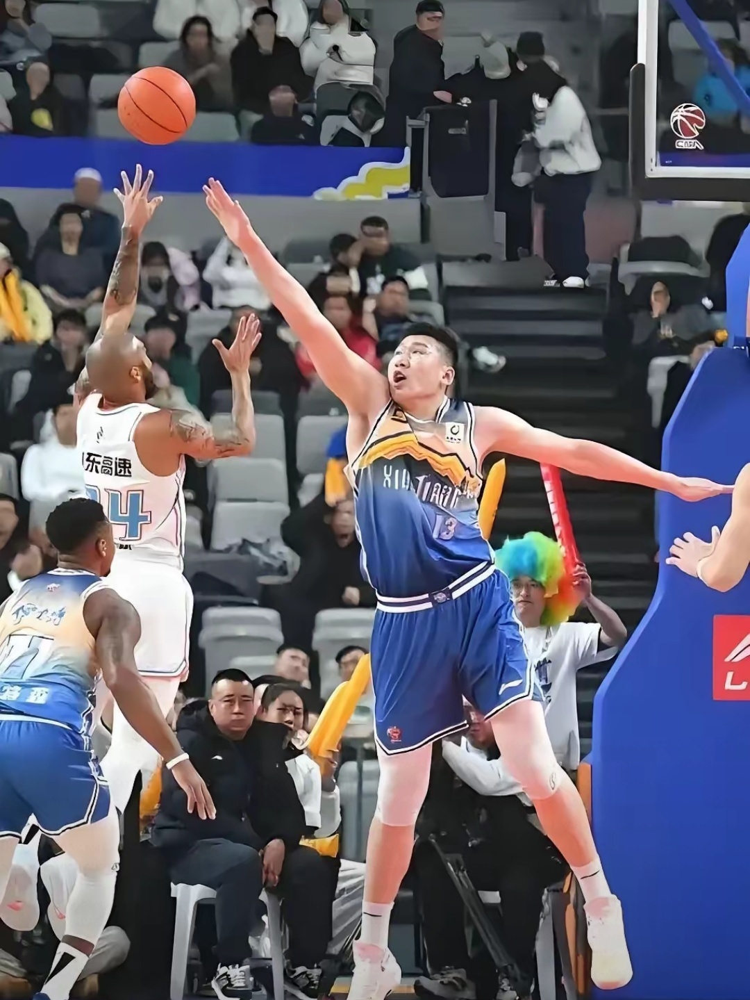 CBA季后赛赛前再迎强敌，底特律活塞单刀错失，主帅态度：压力陡增，球队文化再被提及的简单介绍